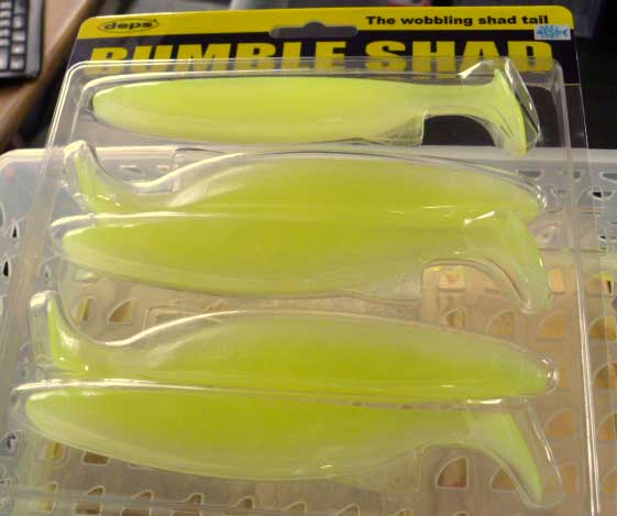 BUMBLE SHAD 6inch Chart Clear