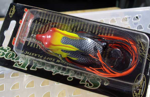SKIRTED FROG FIRE HEAD DRAGON SKIRTED FROG FIRE HEAD DRAGON