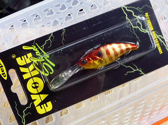 EVOKE SHAD Red Gill - Click Image to Close