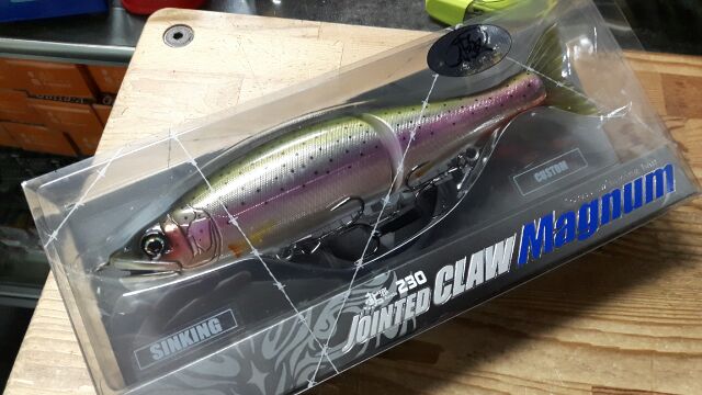 JOINTED CLAW MAGNUM SINKING Rainbow Trout