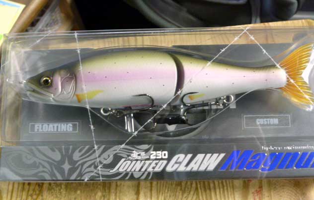 JOINTED CLAW MAGNUM Floating Trout Female JOINTED CLAW MAGNUM Floating Trout Female