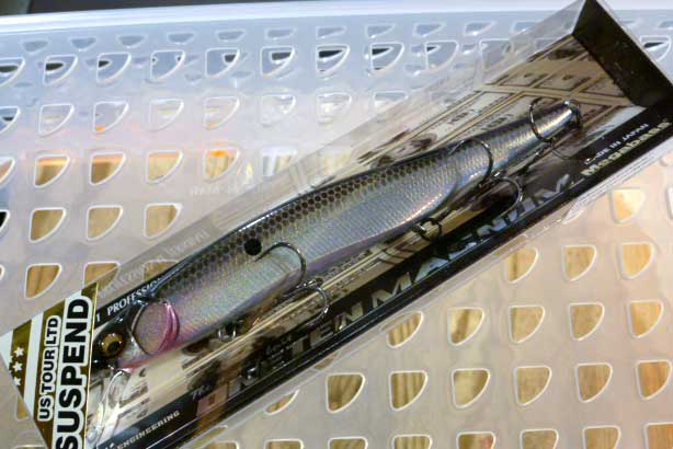 ONETEN MAGNUM Suspend Ozark Shad ONETEN MAGNUM Suspend Ozark Shad