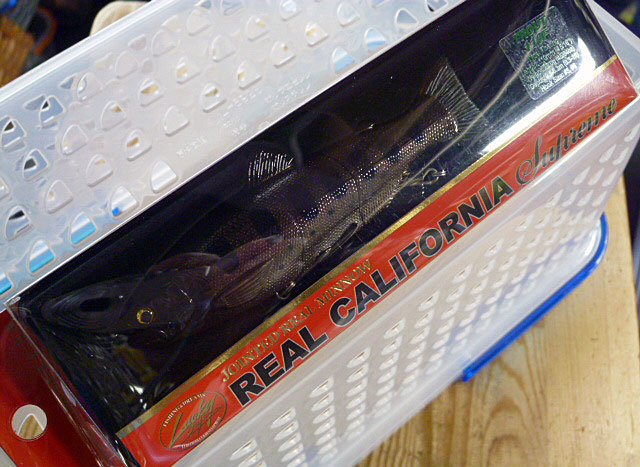 REAL BAIT PREMIUM TROUT 110F Kuro Yamame REAL BAIT PREMIUM TROUT 110F Kuro Yamame