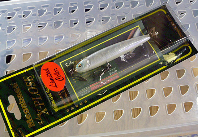 BABY X-PLOSE Kawaguchi White BABY X-PLOSE Kawaguchi White