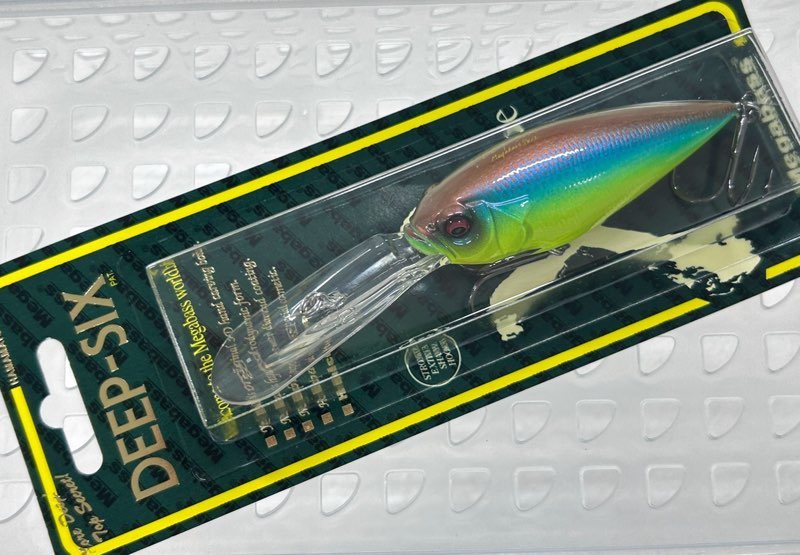 DEEP-SIX Megabass Bream