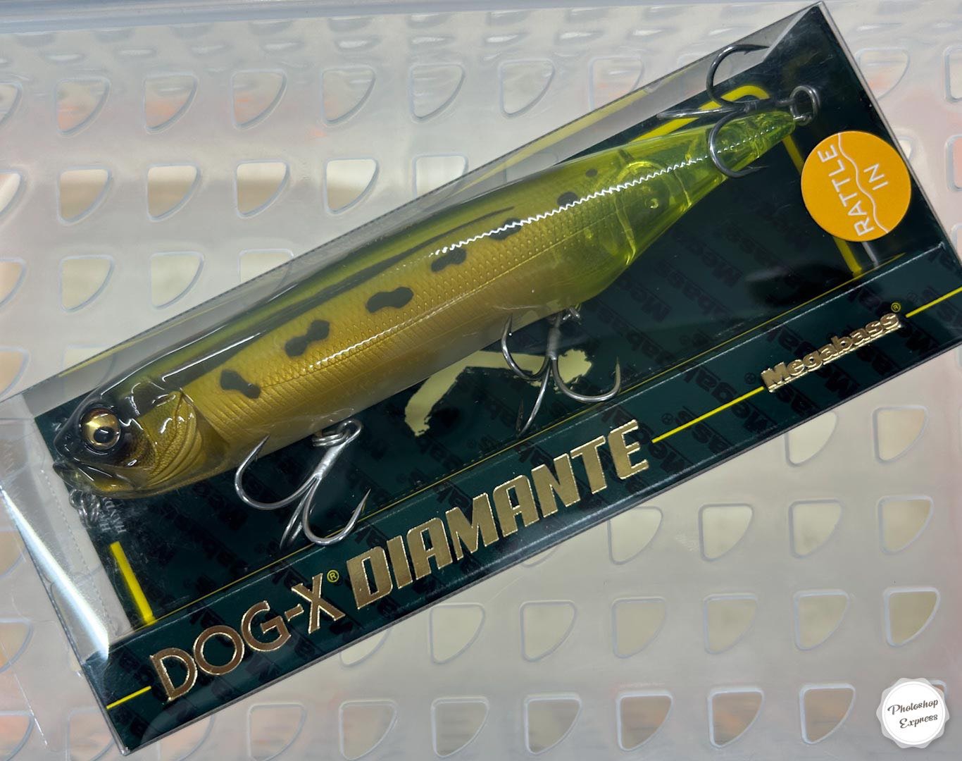 DOG-X DIAMANTE Rattle in FROG-CCT