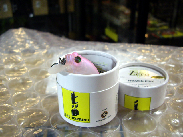 GRIFFON ZERO FROZEN PINK (CUSTOM COLOR) GRIFFON ZERO FROZEN PINK (CUSTOM COLOR)