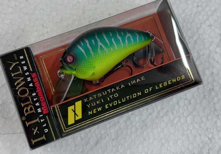 IxI BLOWLY MAT TIGER