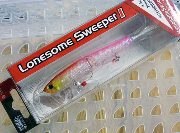 Lonesome Sweeper I Aurora Pink Wakasagi
