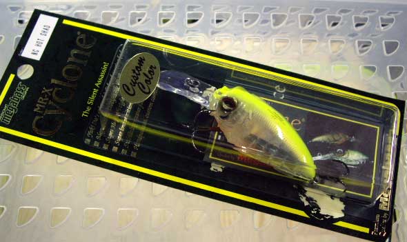 MR-X CYCLONE NC HOT SHAD