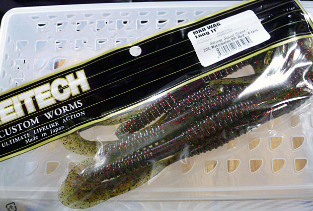 MAD WAG LONG 11inch #208 Watermelon Pepper Red