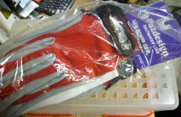 Offshore Glove 2 Red/XL size - Click Image to Close
