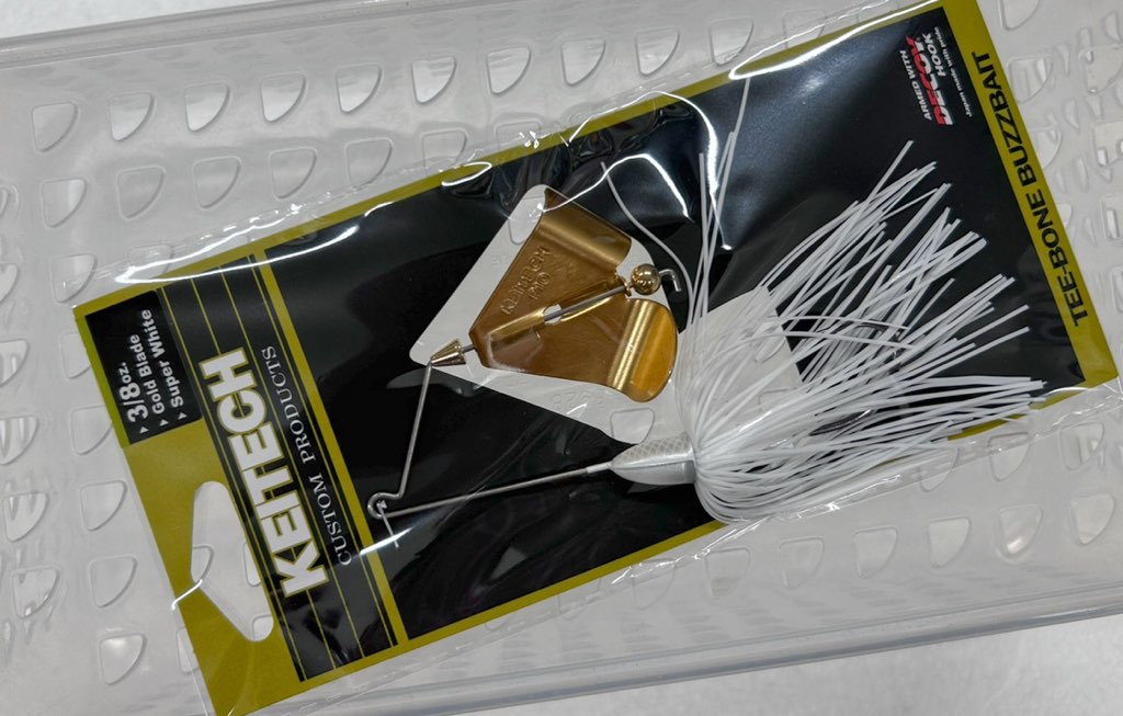 TEE-BONE Buzzbait 3/8oz Super White/Gold Blade