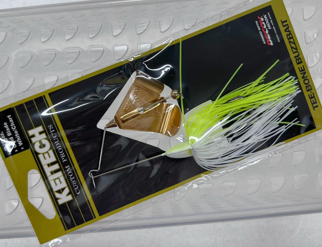 TEE-BONE Buzzbait 3/8oz White Chart/Gold Blade
