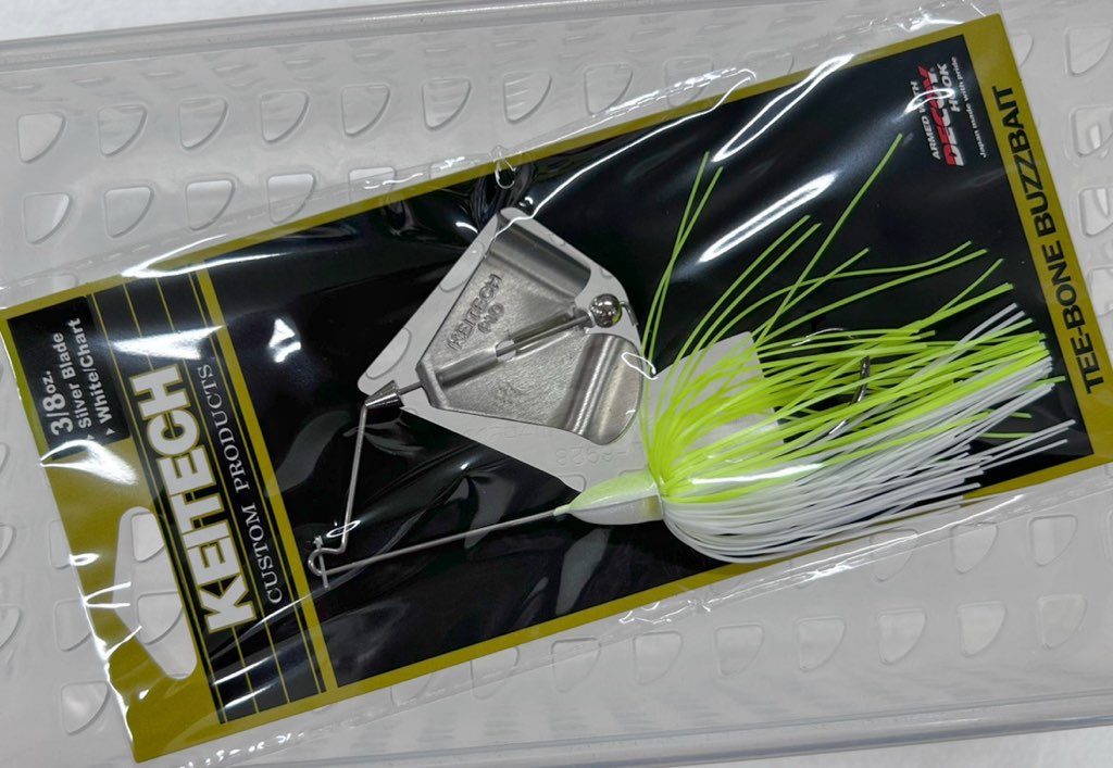 TEE-BONE Buzzbait 3/8oz White Chart/Silver Blade