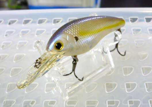 USED #34082 CB-200 Sexy Shad - Click Image to Close